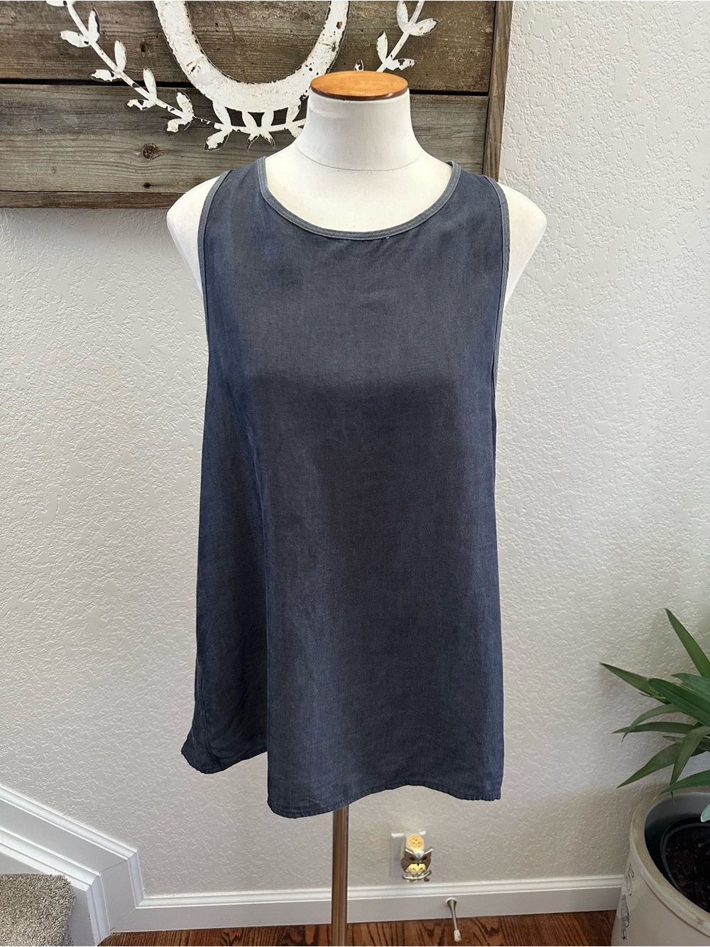 Lululemon All Tied Up blue chambray open back tank size M?